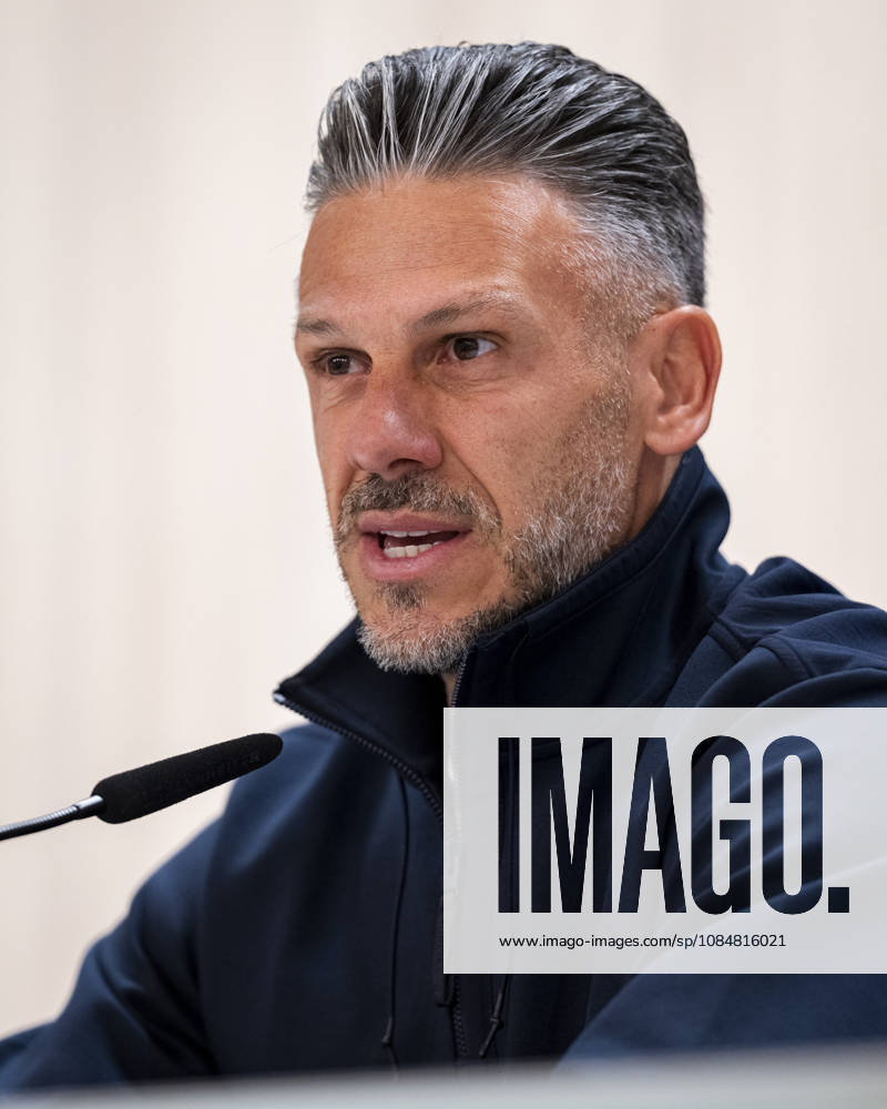 RB Leipzig Training Session And press conference, PK, Pressekonferenz - UEFA Champions League 2026 27 League Phase MD3 MADRID, SPAIN - OCTOBER 20: Martin Demichelis, head coach of RB Leipzig, speaks during the press conference on day ahead of the UEFA Champions League 2026 27 League Phase MD3 at Estadio Bernabeu on October 20, 2026 in Madrid, Spain. Madrid Estadio Bernabeu Madrid Spain