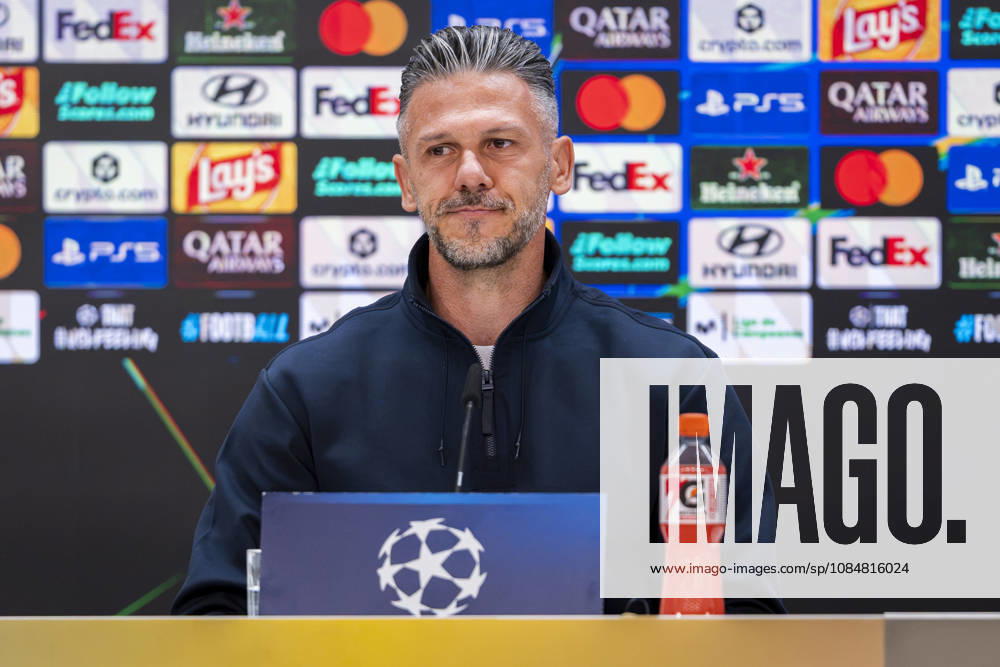 RB Leipzig Training Session And press conference, PK, Pressekonferenz - UEFA Champions League 2026 27 League Phase MD3 MADRID, SPAIN - OCTOBER 20: Martin Demichelis, head coach of RB Leipzig, speaks during the press conference on day ahead of the UEFA Champions League 2026 27 League Phase MD3 at Estadio Bernabeu on October 20, 2026 in Madrid, Spain. Madrid Estadio Bernabeu Madrid Spain