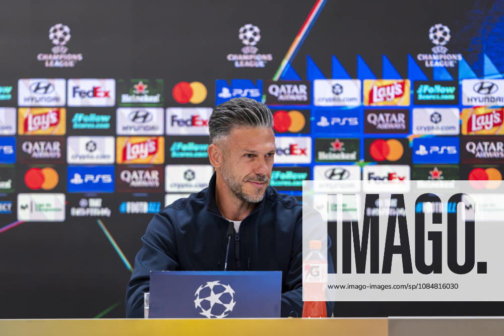 RB Leipzig Training Session And press conference, PK, Pressekonferenz - UEFA Champions League 2026 27 League Phase MD3 MADRID, SPAIN - OCTOBER 20: Martin Demichelis, head coach of RB Leipzig, speaks during the press conference on day ahead of the UEFA Champions League 2026 27 League Phase MD3 at Estadio Bernabeu on October 20, 2026 in Madrid, Spain. Madrid Estadio Bernabeu Madrid Spain
