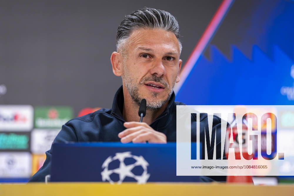 RB Leipzig Training Session And press conference, PK, Pressekonferenz - UEFA Champions League 2026 27 League Phase MD3 MADRID, SPAIN - OCTOBER 20: Martin Demichelis, head coach of RB Leipzig, speaks during the press conference on day ahead of the UEFA Champions League 2026 27 League Phase MD3 at Estadio Bernabeu on October 20, 2026 in Madrid, Spain. Madrid Estadio Bernabeu Madrid Spain