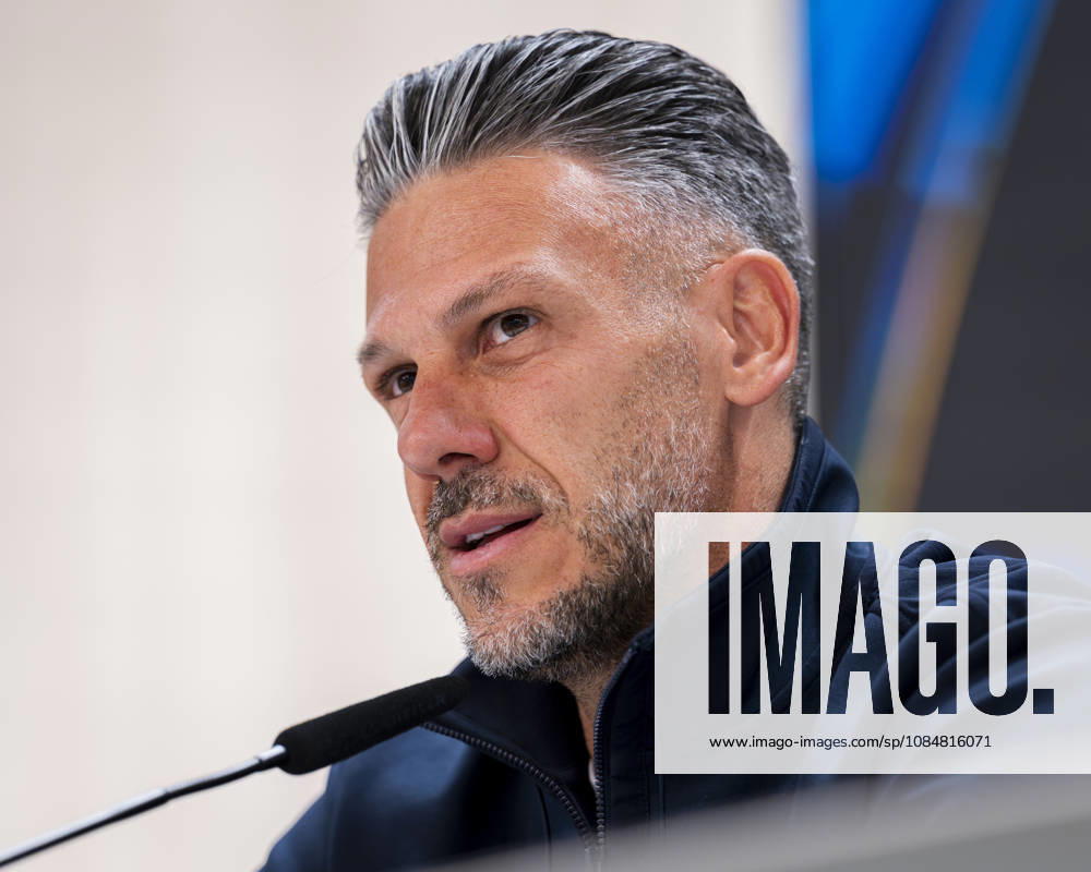 RB Leipzig Training Session And press conference, PK, Pressekonferenz - UEFA Champions League 2026 27 League Phase MD3 MADRID, SPAIN - OCTOBER 20: Martin Demichelis, head coach of RB Leipzig, speaks during the press conference on day ahead of the UEFA Champions League 2026 27 League Phase MD3 at Estadio Bernabeu on October 20, 2026 in Madrid, Spain. Madrid Estadio Bernabeu Madrid Spain