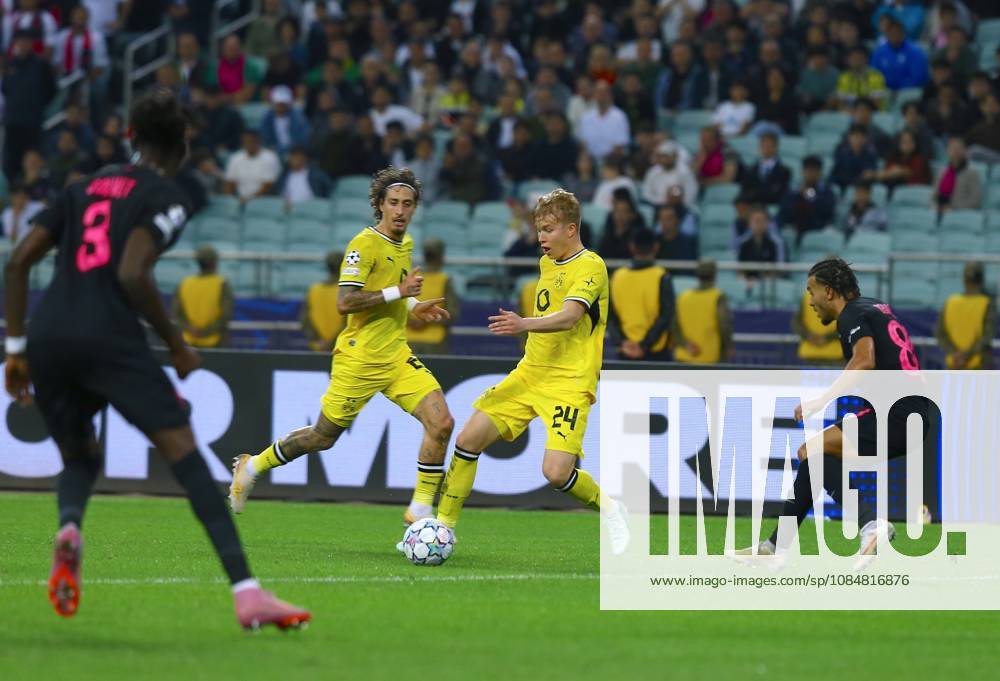Sabah FC v Borussia Dortmund - UEFA Champions League BAKU, AZERBAIJAN - OCTOBER 20: Daniel Svensson of Borussia Dortmund in action during UEFA Champions League week 3 football match between Sabah FC and Borussia Dortmund at Baku Olympic Stadium in Baku, Azerbaijan on October 20, 2026. Resul Rehimov Anadolu Baku Azerbaijan. Editorial use only. Please get in touch for any other usage.