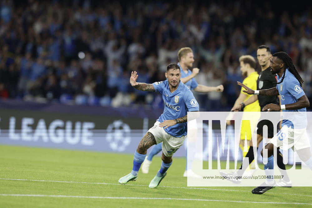 Champions League match SSC Napoli vs Bodo Glimt Napoli s Italian forward Matteo Politano celebrates after scoring a goal of 1-0 during the Uefa champions league match between SSC Napoli vs Bodo Glimt at the Diego Armando Maradona Stadium in Naples on October 20, 2026. _BPH0947