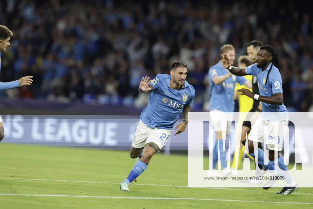 Champions League match SSC Napoli vs Bodo Glimt Napoli s Italian forward Matteo Politano celebrates after scoring a goal of 1-0 during the Uefa champions league match between SSC Napoli vs Bodo Glimt at the Diego Armando Maradona Stadium in Naples on October 20, 2026. _BPH0957