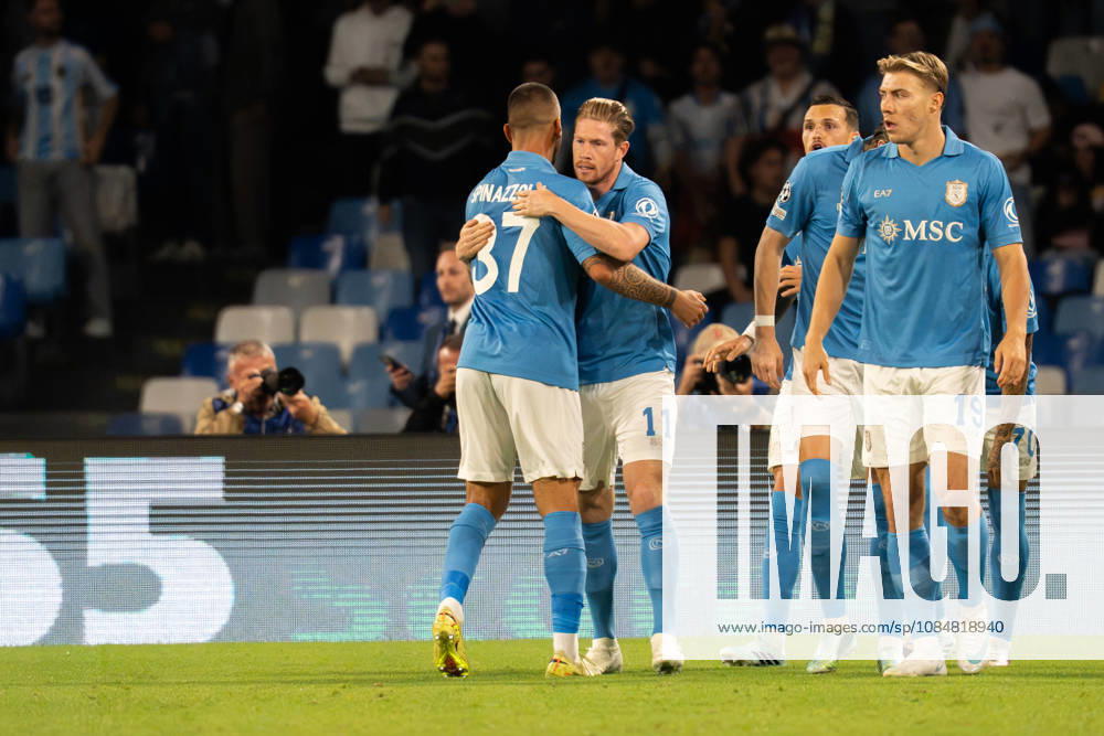 Matteo Politano celebrating with Kevin De Bruyne after scored a goal during UEFA Champions League 2026 2027 league phase game between teams of SSC Napoli and Bodo Glimt (Raffaele Izzo Ball Raw Images) Naples Diego Armando Maradona Stadium Italy