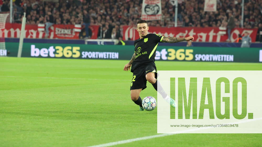 Fussball UEFA Champions League, VfB Stuttgart - Atletico Madrid v.l. Alejandro Grimaldo (AtlÃ tico Madrid) Stuttgart