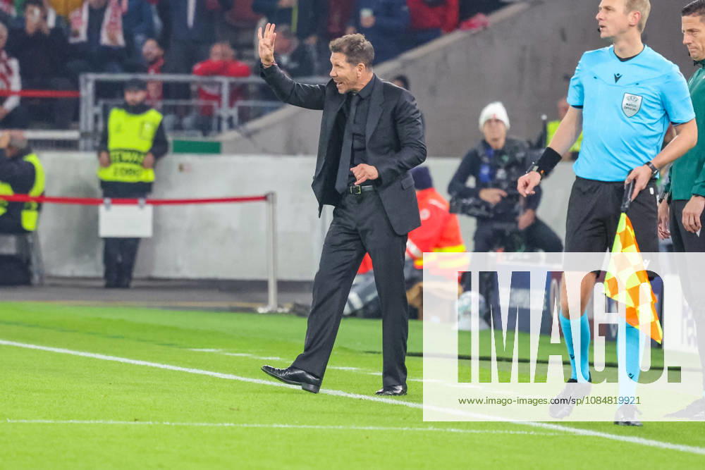 VfB Stuttgart - Atletico Madrid Deutschland, Stuttgart, 20.10.2026, Fussball, UEFA Champions League, Saison 2026 2027, VfB Stuttgart - Atletico Madrid: Diego Simeone (Trainer Atletico Madrid).