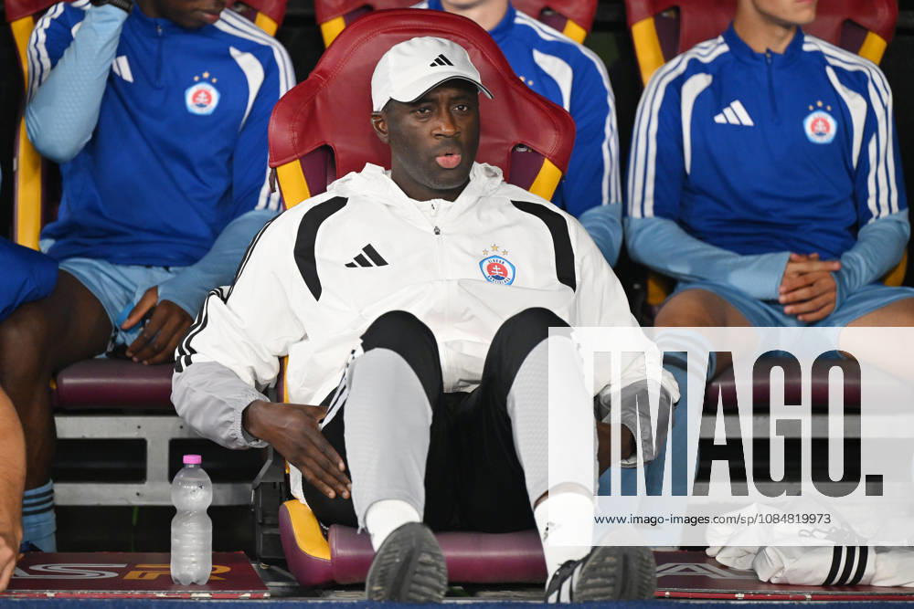 AS Roma v Slovan Bratislava - UEFA Champions League ROME, ITALY - OCTOBER 20 : Head coach Yaya Toure’of Slovan Bratislava during the Champions League match between AS Roma and Slovan Bratislava at Stadio Olimpico on October 20, 2026 in Rome, Italy. Claudio Pasquazi Anadolu Rome Italy. Editorial use only. Please get in touch for any other usage.