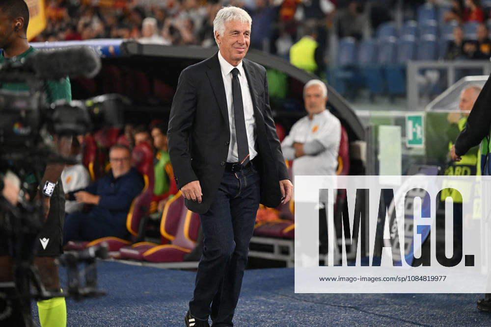 AS Roma v Slovan Bratislava - UEFA Champions League ROME, ITALY - OCTOBER 20 : Head coach Giampiero Gasperini of AS Roma look during the Champions League match between AS Roma and Slovan Bratislava at Stadio Olimpico on October 20, 2026 in Rome, Italy. Claudio Pasquazi Anadolu Rome Italy. Editorial use only. Please get in touch for any other usage.