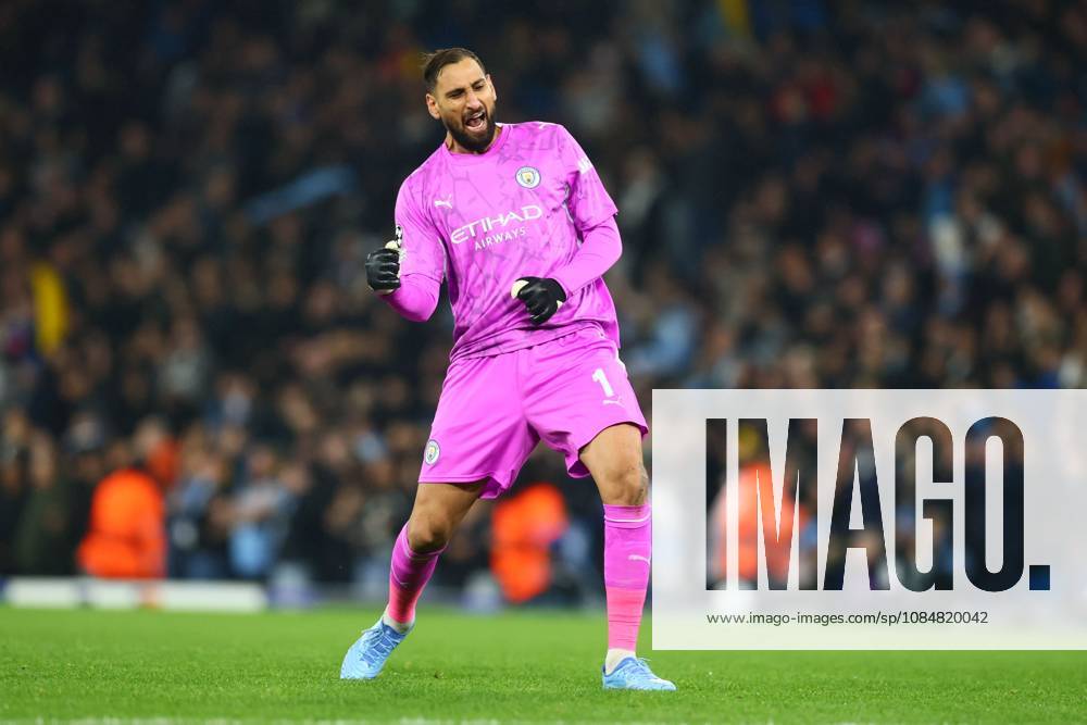Gianluigi Donnarumma of Manchester City celebrates the 2nd goal scored by Phil Foden Manchester City v AEK Athens, UEFA Champions League, Football, Etihad Stadium, Manchester, UK - 20 Oct 2026Manchester Etihad Stadium United Kingdom