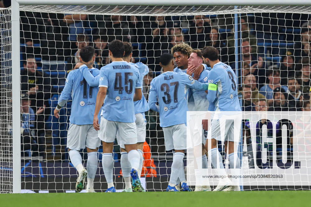 20th October 2026; Etihad Stadium, Manchester, England; UEFA Champions League Football, Manchester City versus AEK Athens; Elliot Anderson of Manchester City celebrates with teammates after scoring in the 12th minute to make the score 1-0 AidanxHunter