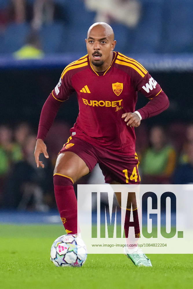 AS Roma v SK Slovan Bratislava - UEFA Champions League 2026 27 League Phase MD3 Donyell Malen of AS Roma in action during the AS Roma v SK Slovan Bratislava. - UEFA Champions League 2026 27 League Phase MD3 at Stadio Olimpico on October 20, 2026 in Rome, Italy Rome Stadio Olimpico Lazio Italy