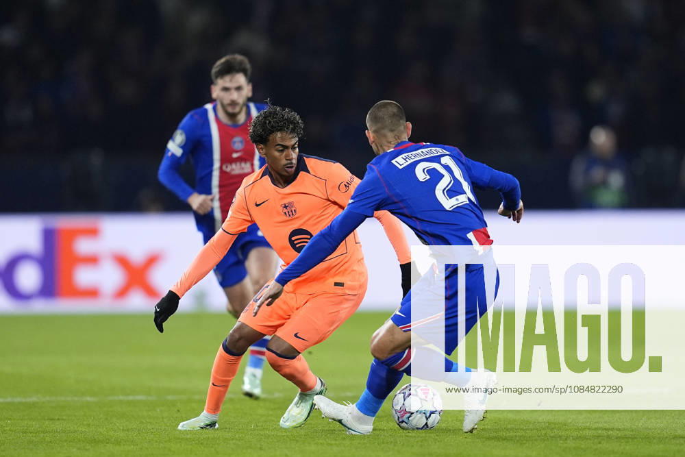 Lamine Yamal of FC Barcelona, Barca and Lucas Hernandez of PSG in action during the UEFA Champions League 2026 27 League Phase MD3 match between Paris Saint-Germain and FC Barcelona at Parc des Princes on Octuber 20, 2026, in Paris, France. Paris France - ZUMAa181 20261020_zaa_a181_075