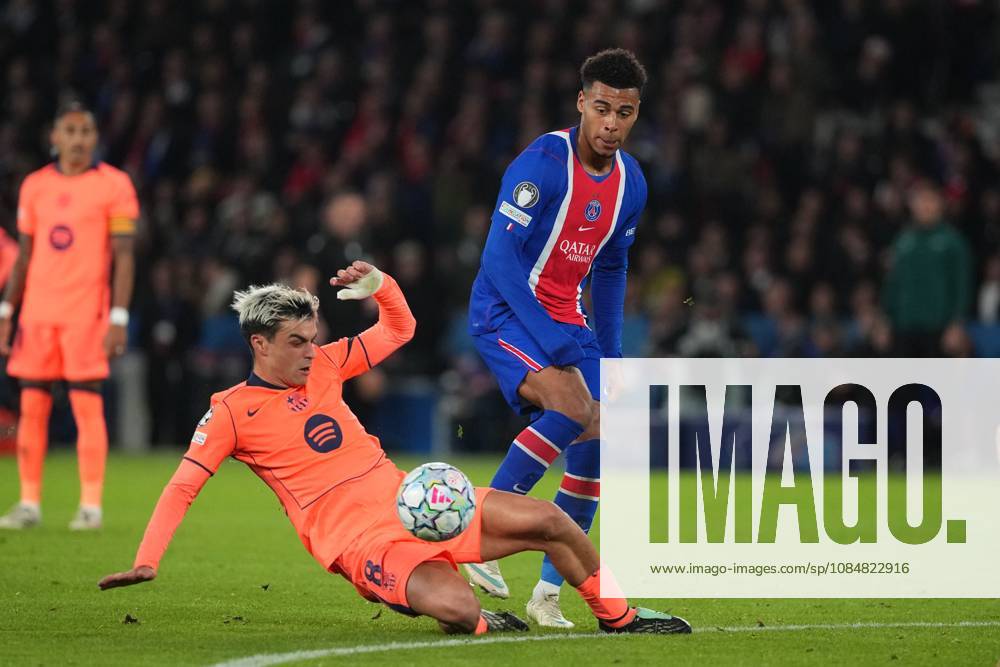 Desire Doue of PSG takes on Pedri of Barcelona Paris Saint-Germain v Barcelona, UEFA Champions League, Football, Parc des Princes, Paris, France - 20 Oct 2026Paris Parc des Princes France