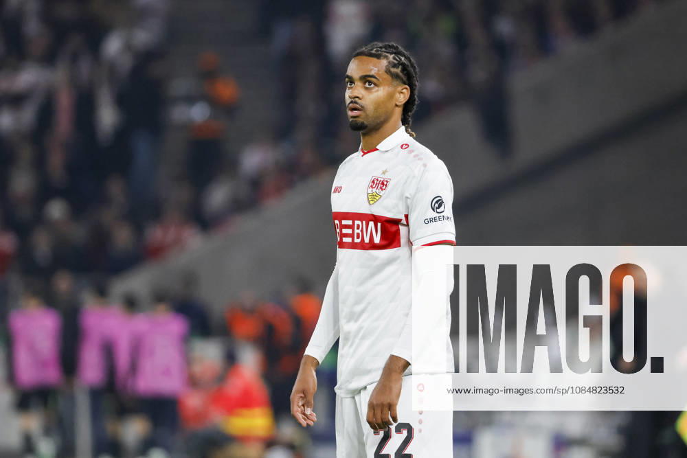 Lorenz Assignon (VfB Stuttgart, 22) , Deutschland, Fussball, UEFA Champions League, 3. Spieltag, 2026 2027, VfB Stuttgart vs. Atletico Madrid, 20.10.2026, Stuttgart Arena Stuttgart Deutschland