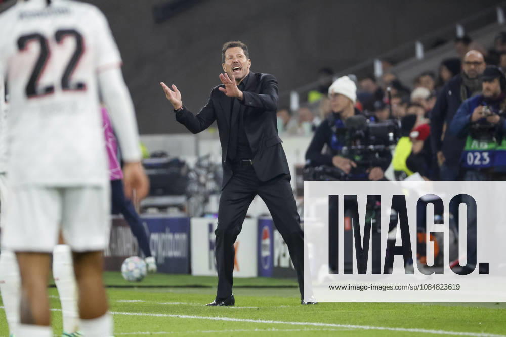 Diego Pablo Simeone (Atletico Madrid, Trainer), Mimik, Gesichtsausdruck, Emotion , Deutschland, Fussball, UEFA Champions League, 3. Spieltag, 2026 2027, VfB Stuttgart vs. Atletico Madrid, 20.10.2026, Stuttgart Arena Stuttgart Deutschland