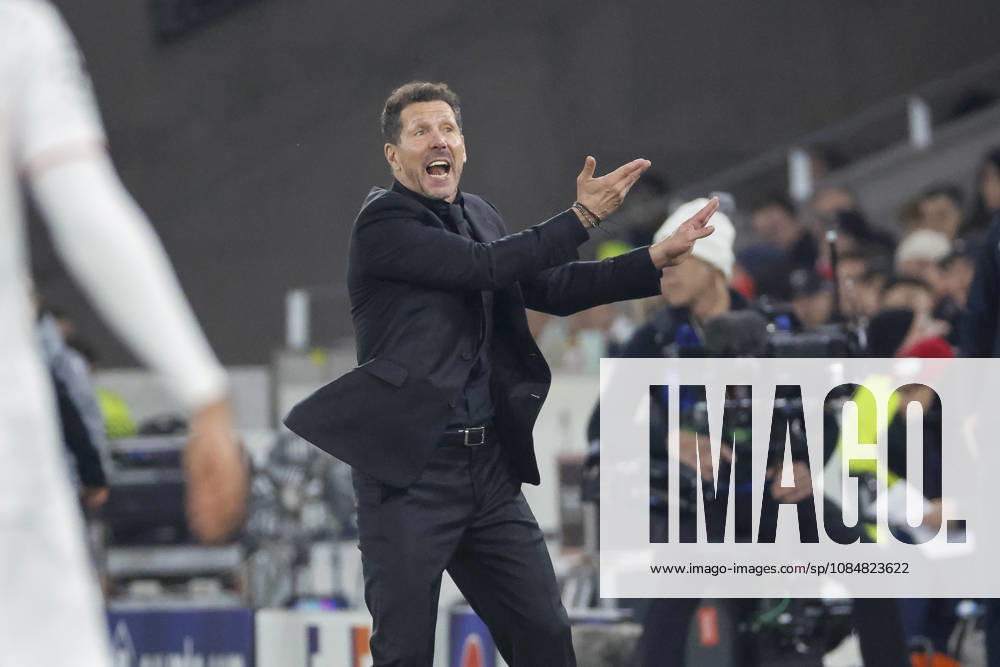 Diego Pablo Simeone (Atletico Madrid, Trainer), Mimik, Gesichtsausdruck, Emotion , Deutschland, Fussball, UEFA Champions League, 3. Spieltag, 2026 2027, VfB Stuttgart vs. Atletico Madrid, 20.10.2026, Stuttgart Arena Stuttgart Deutschland