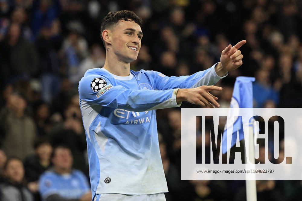 Manchester City v AEK Athens, Champions League Phil Foden (47) of Manchester City celebrates scoring to make it 4-1 during the Champions League match between Manchester City and AEK Athens at the Etihad Stadium, Manchester, UK on 20 October 2026. Manchester Etihad Stadium Manchester UK Editorial use only ,