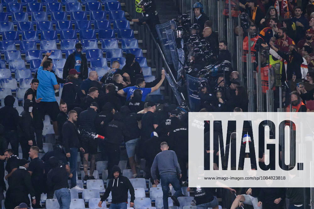 Clashes between Slovan fans and italian Police during the UEFA Champions League 2026 2027 football match between AS Roma and Slovan Bratislava at Stadio Olimpico in Rome (Italy), October 20, 2026. AndreaxStaccioli