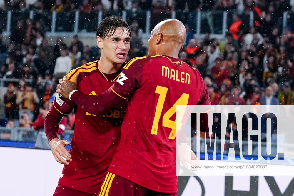 AS Roma v SK Slovan Bratislava - UEFA Champions League 2026 27 League Phase MD3 Niccolo Pisilli of AS Roma celebrates with Donyell Malen after scoring third goal during the AS Roma v SK Slovan Bratislava. - UEFA Champions League 2026 27 League Phase MD3 at Stadio Olimpico on October 20, 2026 in Rome, Italy Rome Stadio Olimpico Lazio Italy