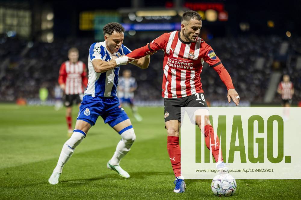 PORTO - (lr) Pepê of FC Porto and Filip Kostic of PSV Eindhoven during the UEFA Champions League match between FC Porto and PSV Eindhoven at the Estadio Do Dragao, on 20 October 2026 in Porto, Portugal. MORITZ MUELLER ANP ANPxSportx IVx 573101330 originalFilename: 573101330