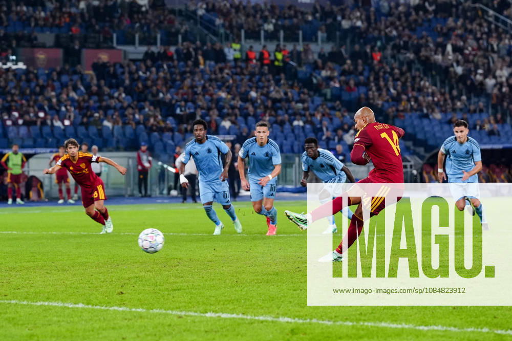 AS Roma v SK Slovan Bratislava - UEFA Champions League 2026 27 League Phase MD3 Donyell Malen of AS Roma scores fourth goal during the AS Roma v SK Slovan Bratislava. - UEFA Champions League 2026 27 League Phase MD3 at Stadio Olimpico on October 20, 2026 in Rome, Italy Rome Stadio Olimpico Lazio Italy
