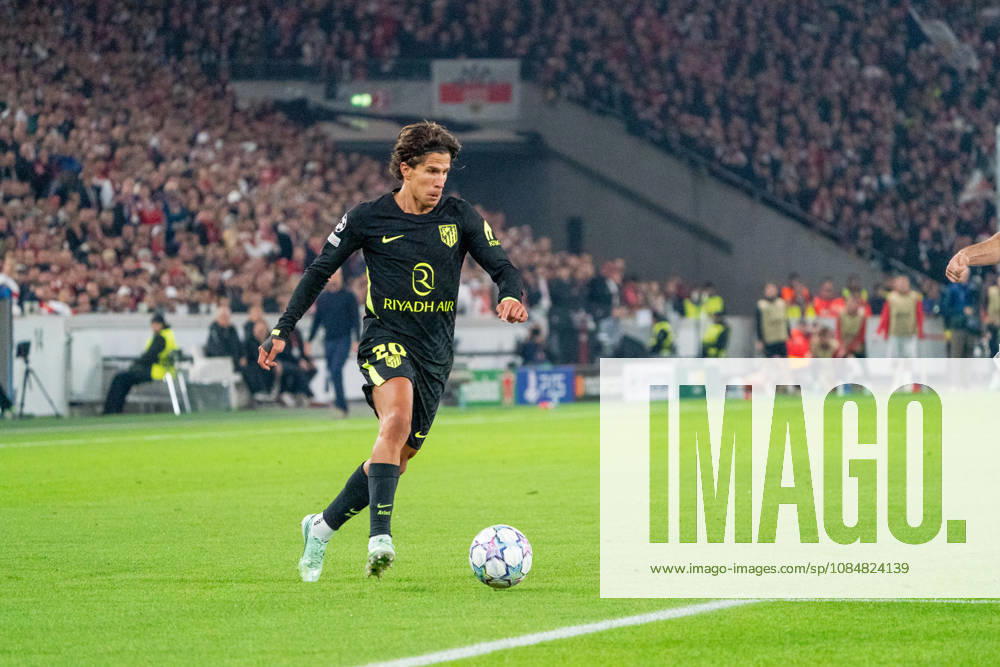 Giuliano Simeone (Atletico Madrid, 20) seen during UEFA Champions League 2026 2027 league phase game between teams of VfB Stuttgart and Atletico Madrid (Pia Schindler Ball Raw Images) Stuttgart MHP Arena Germany