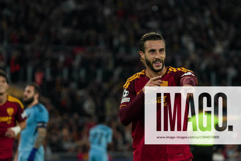 SOCCER - UEFA Champions League - AS Roma vs. Slovan Bratislava Photo by IPA ABACAPRESS.COM89962925 - Mario Hermoso of AS Roma during the AS Roma vs. Slovan Bratislava UEFA Champions League soccer match in Rome, Italy, on October 20, 2026 Rome Italy
