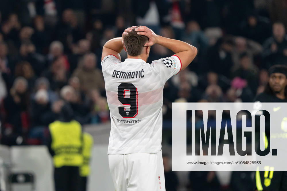 Ermedin Demirovic (VfB Stuttgart, 09) enttäuscht, Enttäuschung, frustriert, Frust, verärgert, GER, VfB Stuttgart vs. Atlà tico Madrid, Fussball, UEFA Champions League, Spieltag 3, Spielzeit 2026 2027, 20.10.2026, GER, VfB Stuttgart vs. Atlà tico Madrid, Fussball, UEFA Champions League, Spieltag 3, Spielzeit 2026 2027, 20.10.2026, Stuttgart