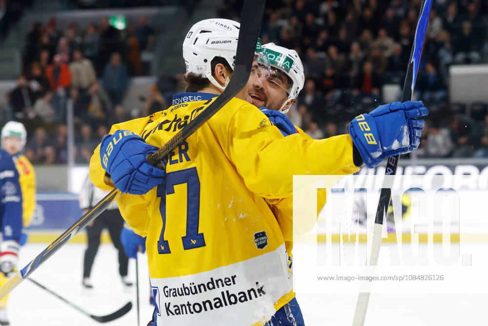 Swiss Life Arena Zuerich, SCHWEIZ, Saison 2026 2027 Herren Eishockey National League ZSC Lions - HC Davos Torjubel Ken Jaeger - Frederic Allard (HC Davos)