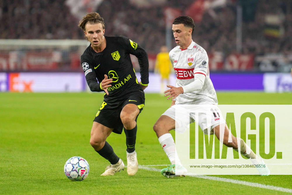 Pablo Barrios (Atletico Madrid) und Bilal El Khannouss (VfB Stuttgart). Deutschland, Stuttgart, 20.10.2026, Fussball, UEFA Champions League: VfB Stuttgart vs Atledico Madrid, Saison 2026 2027, Match Day 3, MHP Arena