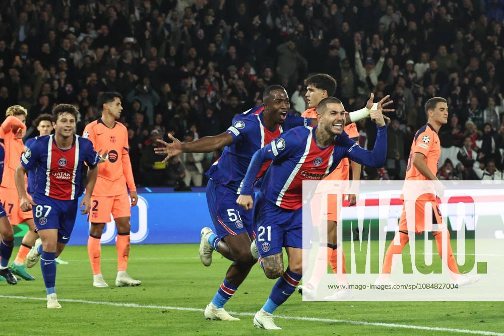 PSG BARCELONE PHOTOPQR LE PARISIEN LP Fred Dugit ; Paris ; 20 10 2026 ; Sports Parc des Princes à Paris (XVIe), le 20 10 2026 Ligue des champions de football PSG-Barcelone joie but Lucas Hernandez LP Fred Dugit CHAMPIONS LEAGUE ; PSG BARCELONA
