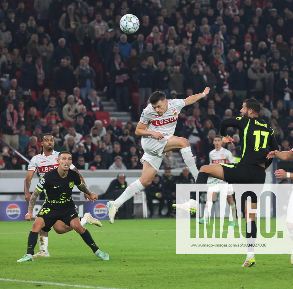 Stuttgart , Fußball UEFA Champions League VfB Stuttgart vs. Atletico Madrid , Ermedin Demirovic ( VfB )