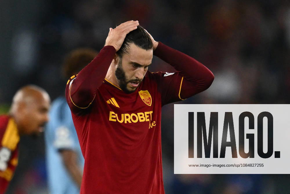 SOCCER - UEFA Champions League - AS Roma vs. Slovan Bratislava Photo by IPA ABACAPRESS.COM89963149 - Mario Hermoso of A.S. Roma celebrates after scoring the goal that made the score 1-0 during the UEFA Champions League Matchday 3 soccer match between A.S. Roma and S.K. Slovan Bratislava at the Olympic Stadium on October 20, 2026, in Rome, Italy. Rome Italy