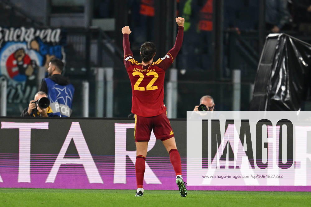 SOCCER - UEFA Champions League - AS Roma vs. Slovan Bratislava Photo by IPA ABACAPRESS.COM89963165 - Mario Hermoso of A.S. Roma celebrates after scoring the goal that made the score 1-0 during the UEFA Champions League Matchday 3 soccer match between A.S. Roma and S.K. Slovan Bratislava at the Olympic Stadium on October 20, 2026, in Rome, Italy. Rome Italy