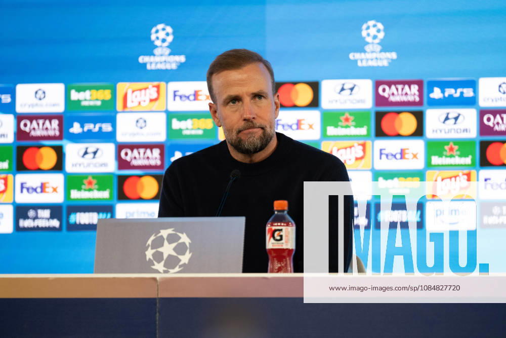 GER, Fussball, Herren, UEFA Champions League, Saison 2026 2027, 3. Spieltag, VfB Stuttgart vs. Atletico Madrid Pressekonferenz nach dem Spiel, Sebastian Hoeness ( VfB Stuttgart, Cheftrainer ). Stuttgart MHP Arena Baden-Württemberg Deutschland