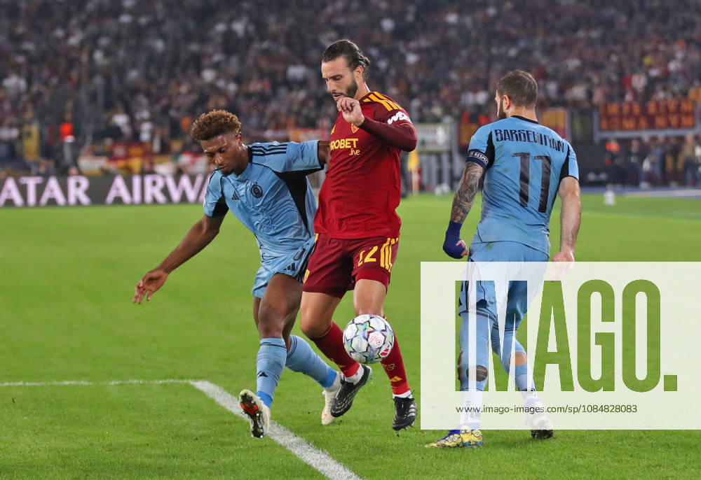 IPA89967711 - October 20, 2026, Champions League: Roma vs. Slovan Bratislava. Pictured: Hermoso being tackled (Photo by Gino Mancini)