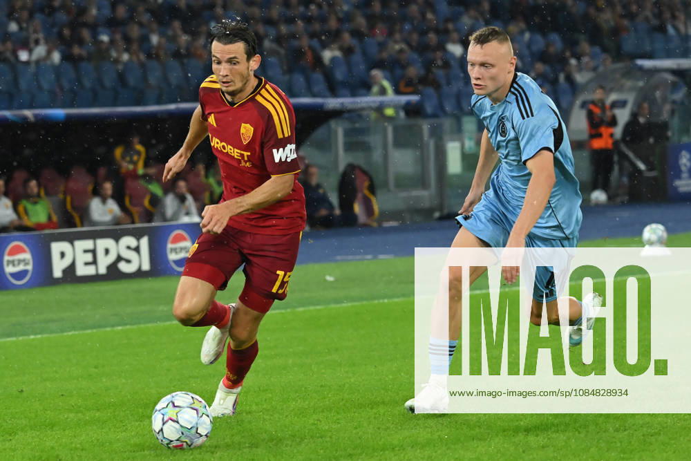 2026,Roma-Slovan Bratislava Marten De Roon of Roma,Nino Marcelli of Slovan Bratislava during the Champions League match Championship phase Matchday 3 Roma-Slovan Bratislava at the Stadio Olimpico. Rome (Italy), October 20, 2026 during the Champions League match Championship phase Matchday 3 Roma-Slovan Bratislava at the Stadio Olimpico. Rome (Italy), October 20, 2026 Imago-images Emmefoto