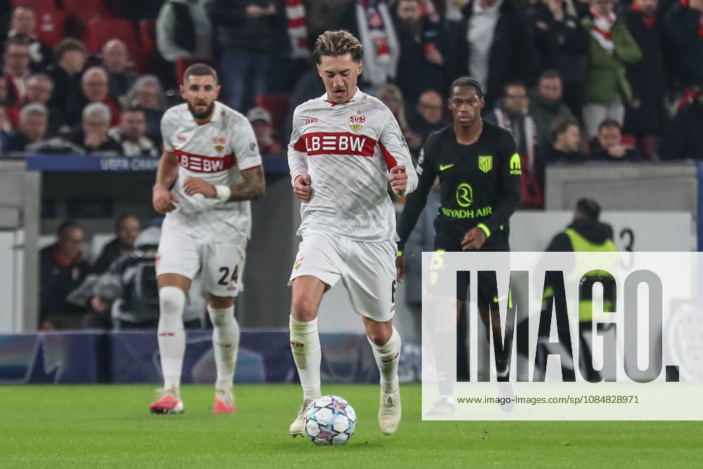 Stuttgart 20.10.2026. Pilka nozna Liga Mistrzow UEFA sezon 2026 2027 kolejka 3 mecz: VfB Stuttgart - Atletico Madryt --- Football UEFA Champions League season 2025 2026 round 3 match: VfB Stuttgart - Atletico de Madrid nz Angelo Stiller Fot. Kacper Staniec NEWSPIX.PL --- newspix.pl
