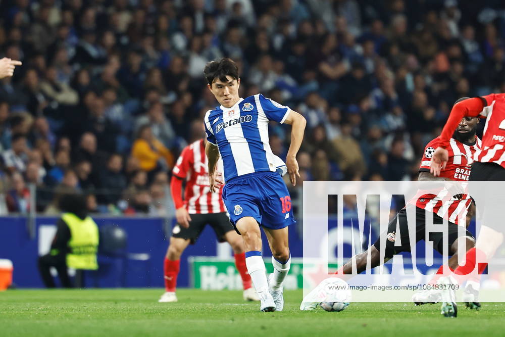In-beom Hwang (Porto), OCTOBER 20, 2026 - Football Soccer : UEFA Champions League League phase matchday 3 between FC Porto - PSV Eindhoven at the Estadio do Dragao in Porto, Portugal. Noxthirdxpartyxsales aflo_357737255 MutsuxKawamorix