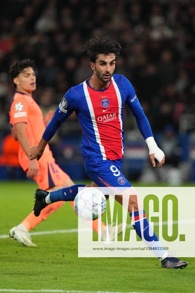 Ferran Torres of PSG Paris Saint-Germain v Barcelona, UEFA Champions League, Football, Parc des Princes, Paris, France - 20 Oct 2026Paris Parc des Princes France