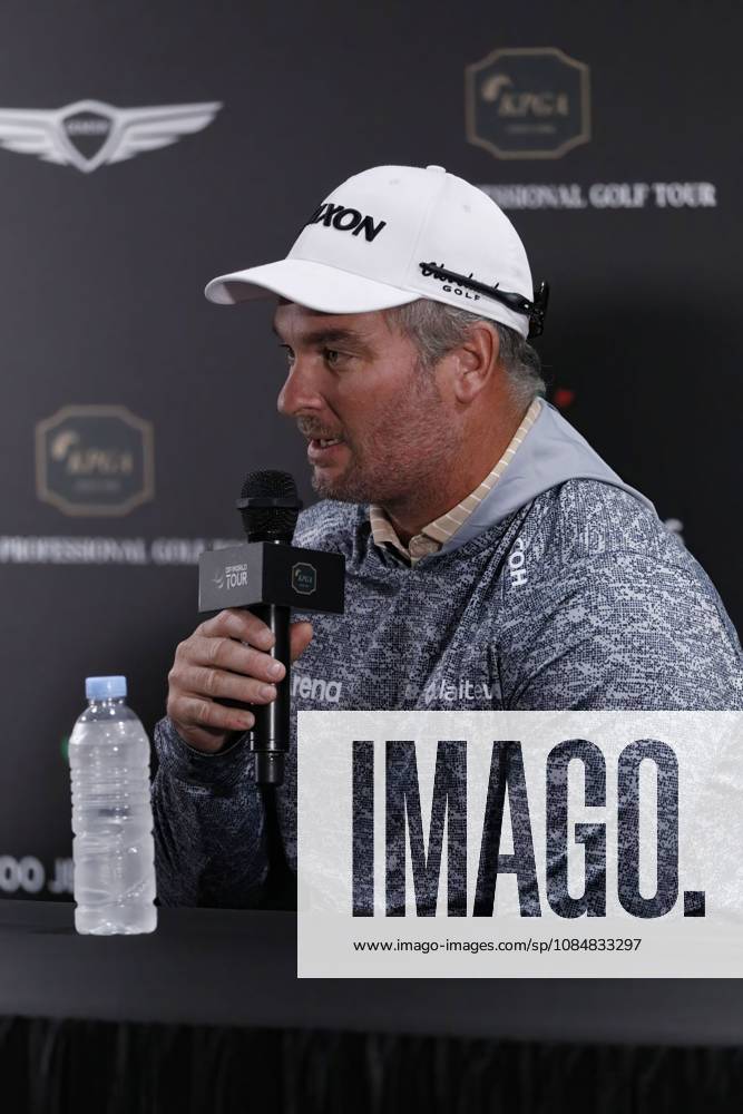 Oct 22, 2026-Cheonan, South Korea-Ryan FOX of New Zealand attend the media conference during an DP world Tour Genesis Championship at Woo Jeong Hills CC in Cheon, South Korea. Cheonan SOUTH KOREA - ZUMAr168 20261021_aap_r168_002