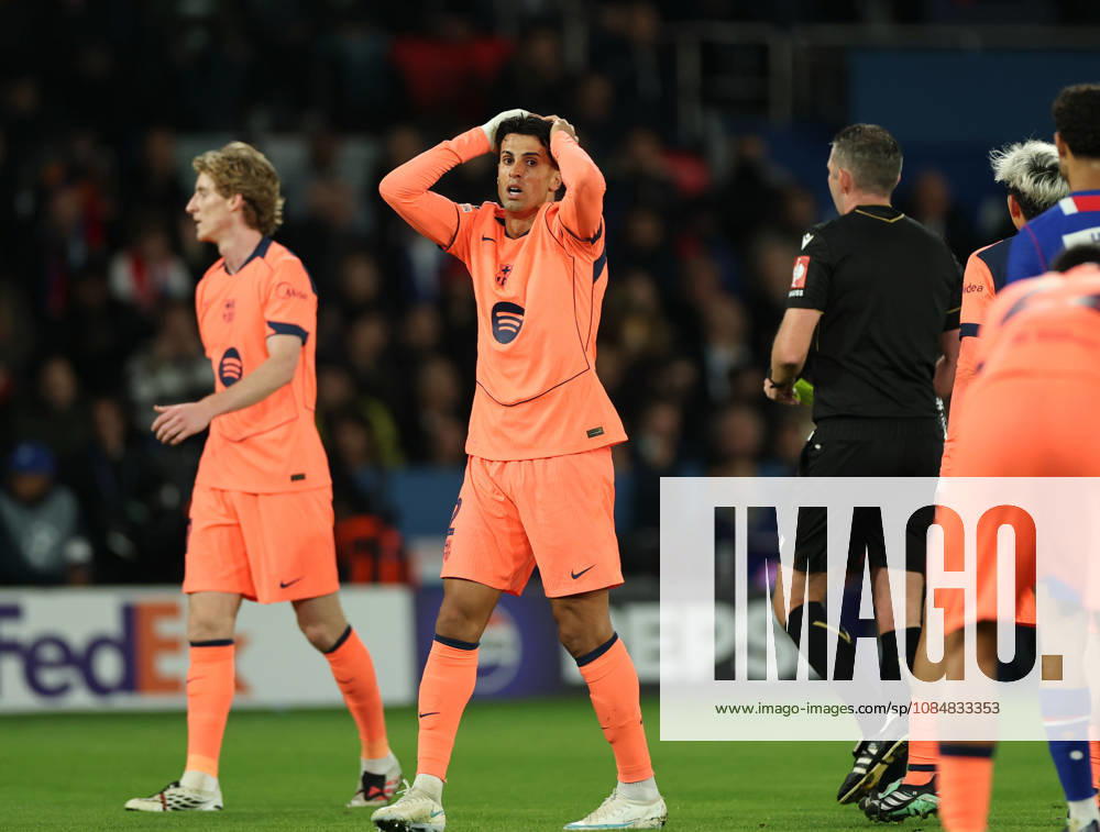 (261021) -- PARIS, Oct. 21, 2026 -- Barcelona s Joao Cancelo (2nd L) reacts during the UEFA Champion s League football match between Paris Saint Germain and Barcelona, Paris, France, Oct. 20, 2026. ) (SP) FRANCE-PARIS-FOOTBALL-UEFA CHAMPIONS LEAGUE-PSG VS BARCELONA WuxHuiwo