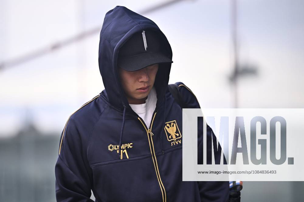 FC Midtjylland v Sint-Truidense VV - UEFA Conference League Media Activities 21 10 2026 LIEGE, BELGIUM - OCTOBER 21 : Araki Ryotaro midfielder of Sint-Truidense VV pictured at the Liege airport before departure for the UEFA Conference League 2026 27 League Phase matchday 2 match between FC Midtjylland and Sint-Truidense VV on October 21, 2026 in Liege, Belgium, 21 10 2026 Liege Belgium