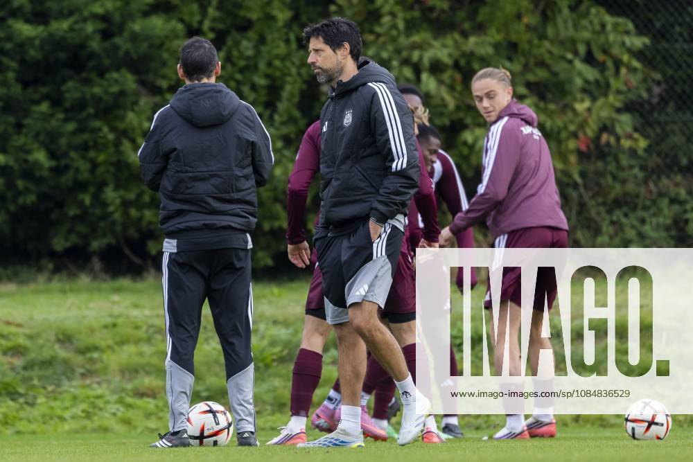 RSC Anderlecht open training 21 10 NEERPEDE, BELGIUM - OCTOBER 21 : Bruno Vitor head coach of RSC Anderlecht during an open training pictured on October 21, 2026 in Neerpede, Belgium, 21 10 2026 Neerpede Belgium