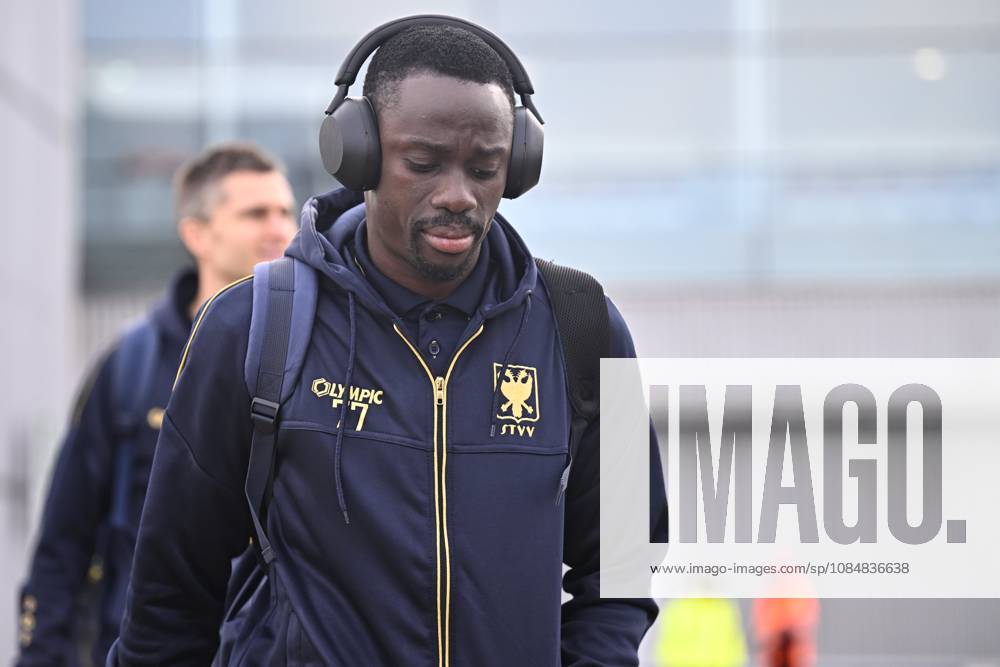 FC Midtjylland v Sint-Truidense VV - UEFA Conference League Media Activities 21 10 2026 LIEGE, BELGIUM - OCTOBER 21 : Diouf Oumar forward of Sint-Truidense VV pictured at the Liege airport before departure for the UEFA Conference League 2026 27 League Phase matchday 2 match between FC Midtjylland and Sint-Truidense VV on October 21, 2026 in Liege, Belgium, 21 10 2026 Liege Belgium