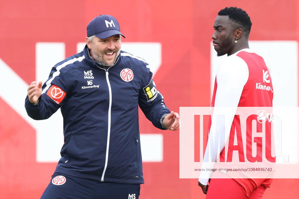 MICHAEL SILBERBAUER, SILAS KATOMPA MVUMPA TRAINING 1. FSV MAINZ 05 MAINZ