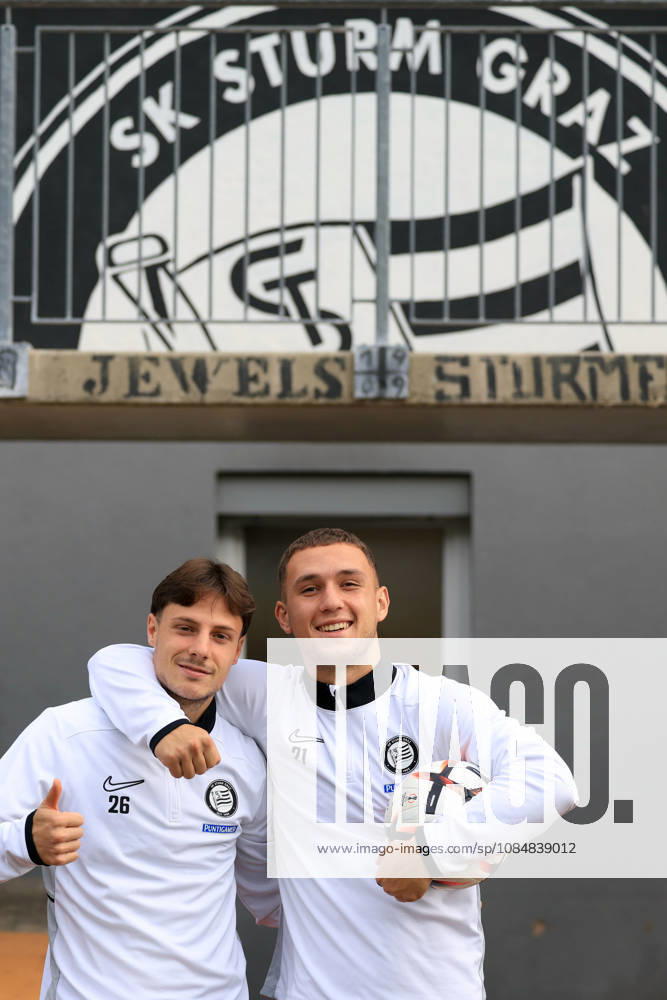 SOCCER - UEFA EL, Sturm vs Marseille GRAZ,AUSTRIA,21.OCT.26 - SOCCER - UEFA Europa League, SK Sturm Graz vs Olympique de Marseille, preview, training Sturm. Image shows Belmin Beganovic and Petar Petrovic (Sturm). GEPAxpictures Buehner-Weinrauch