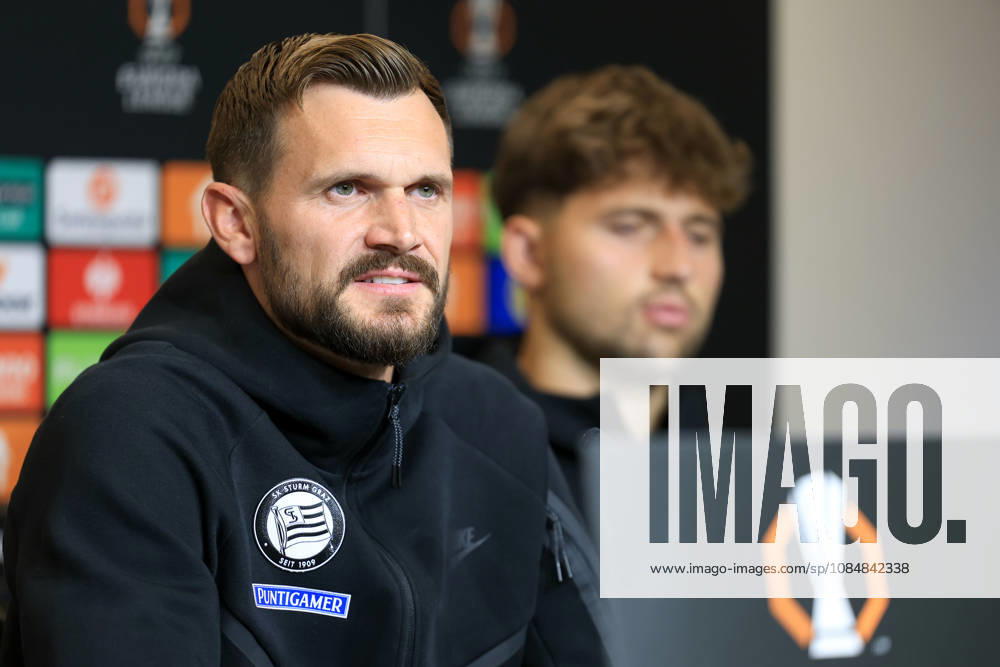 SOCCER - UEFA EL, Sturm vs Marseille GRAZ,AUSTRIA,21.OCT.26 - SOCCER - UEFA Europa League, SK Sturm Graz vs Olympique de Marseille, preview, press conference, PK, Pressekonferenz Sturm. Image shows head coach Fabio Ingolitsch (Sturm). GEPAxpictures Buehner-Weinrauch