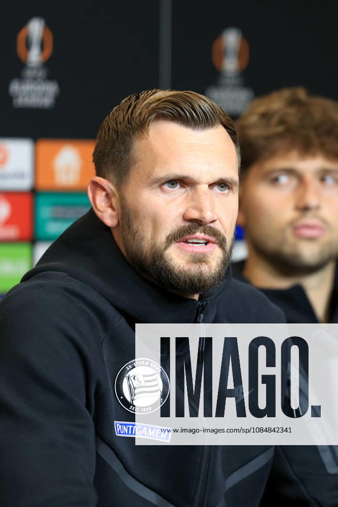 SOCCER - UEFA EL, Sturm vs Marseille GRAZ,AUSTRIA,21.OCT.26 - SOCCER - UEFA Europa League, SK Sturm Graz vs Olympique de Marseille, preview, press conference, PK, Pressekonferenz Sturm. Image shows head coach Fabio Ingolitsch (Sturm). GEPAxpictures Buehner-Weinrauch